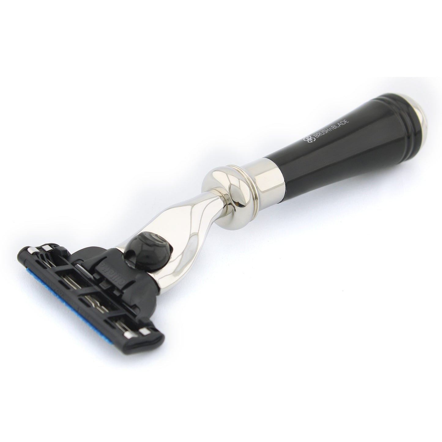Small 3 Edge Razor Crafted for Easy Handling