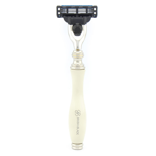 OBH 3 Edge Razor Designed for Clean Shaves