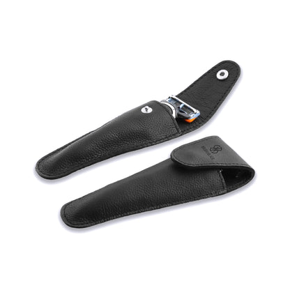 Compact black travel case for double edge, Mach3, and Fusion5 razors