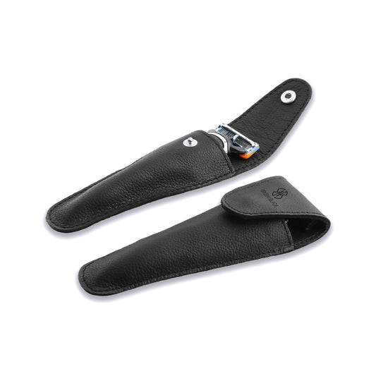Compact black travel case for double edge, Mach3, and Fusion5 razors