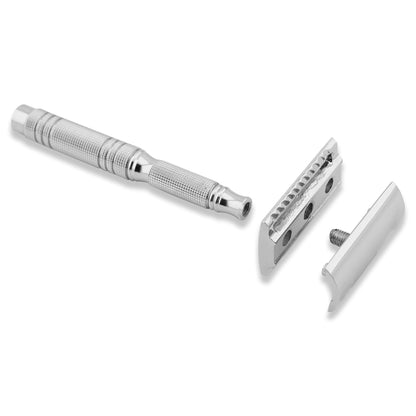 3-in-1 safety razor with compact travel case


