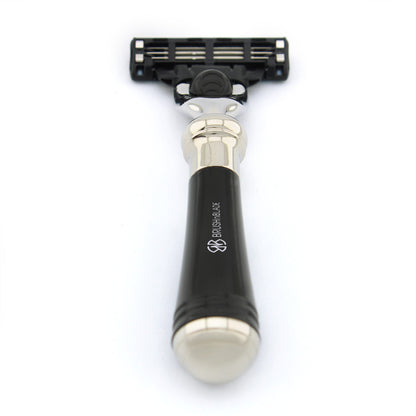 Small 3 Edge Razor Crafted for Easy Handling