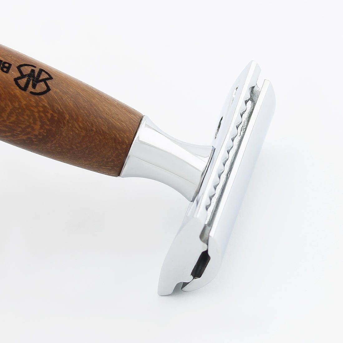 Grain & Edge Safety Razor with Leather Pouch for Men