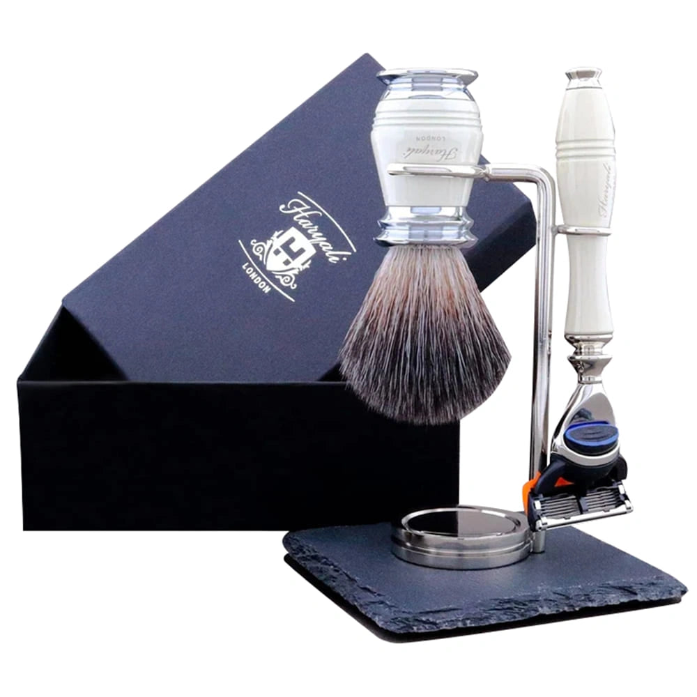 Apex Deluxe Men's Shave Kit With Black Badger