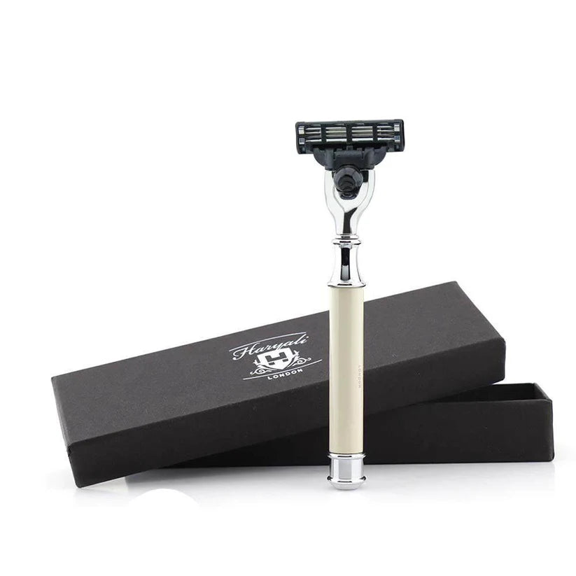 Round 3 Edge Shaving Razor